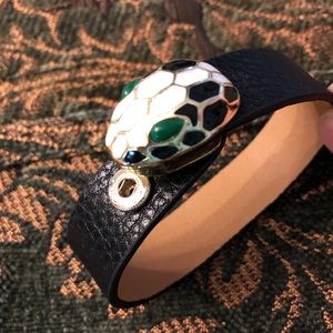 Loose leather bracelet Serpenti enamel -snap on